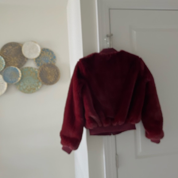 Forever 21 Faux Fur Bomber Jacket - Picture 10 of 12